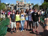 2009-03 Disneyland (1) Disneyland KC , Kaitlin and brothers