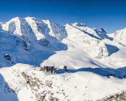 StMoritz Corviglia. I didn't ski here. (photo courtesy of the internet)